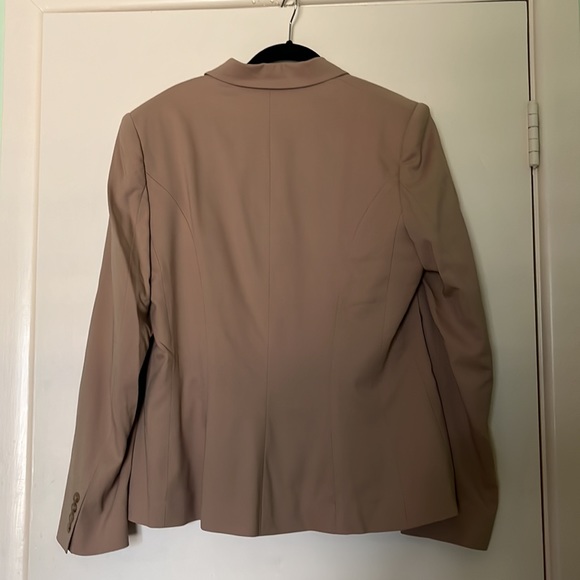 Ralph Lauren Tan Blazer - Picture 3 of 3